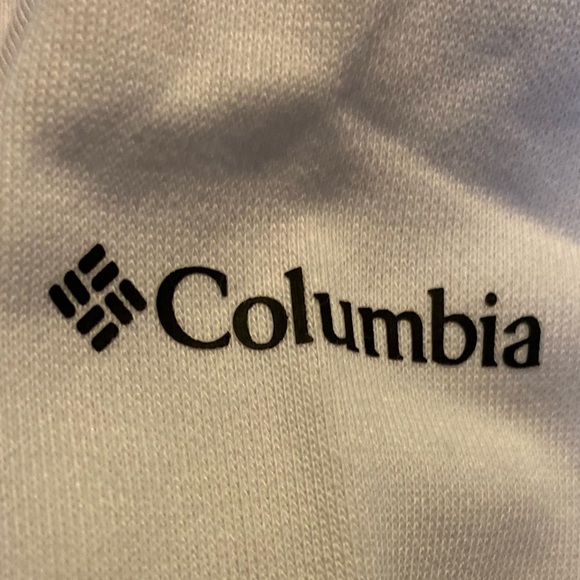 Columbia Womens Classic White Pullover - Picture 2 of 10
